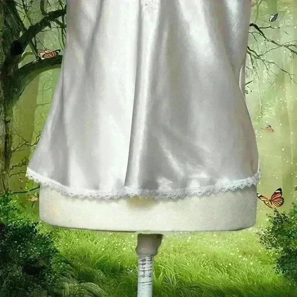 Coquette Satin White Floral Cami - Picture 9 of 10